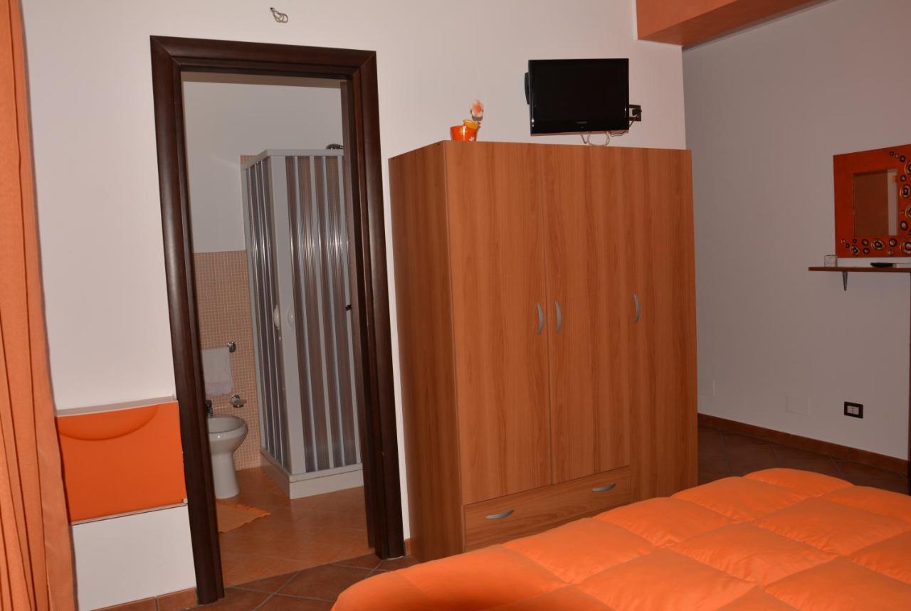A Due Passi Dal Mare Bed & Breakfast Capo d'Orlando Exterior photo