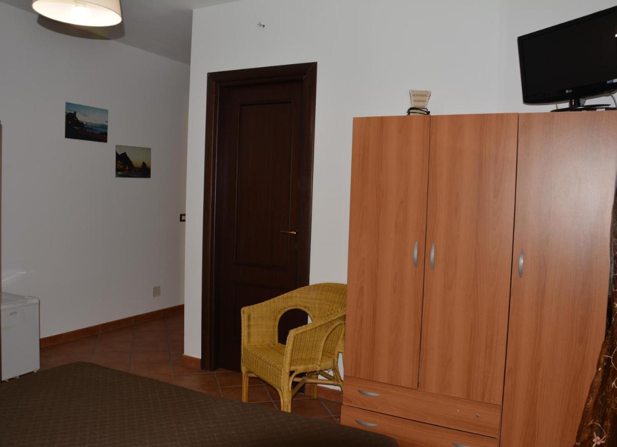 A Due Passi Dal Mare Bed & Breakfast Capo d'Orlando Exterior photo